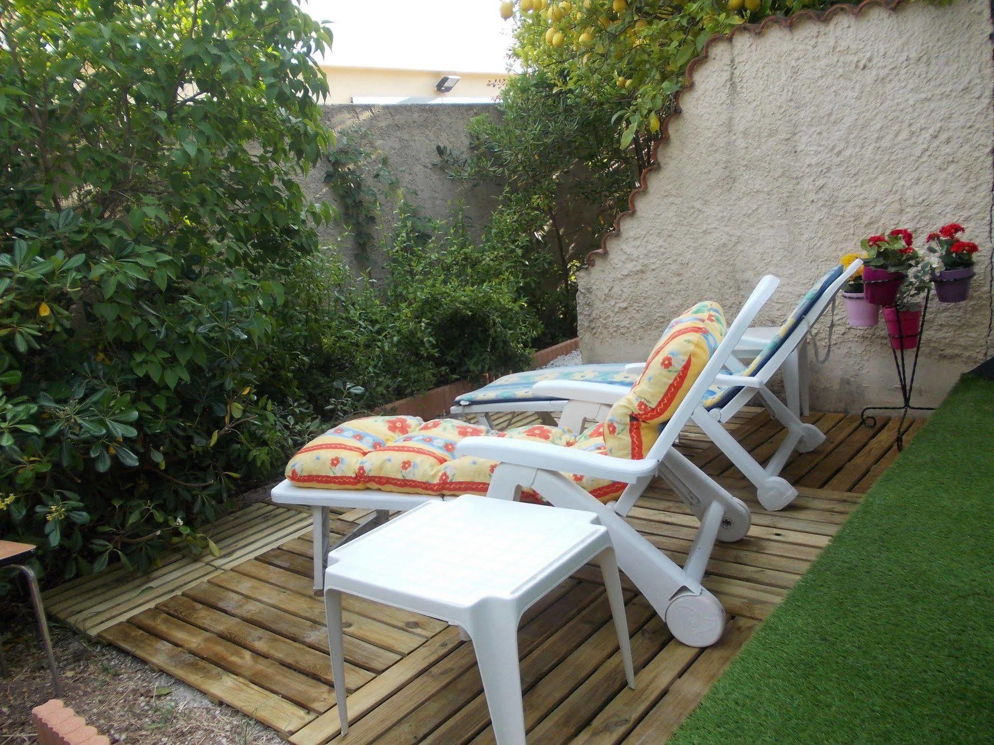 Appartement La Plage En Provence Le Pradet Exteriör bild