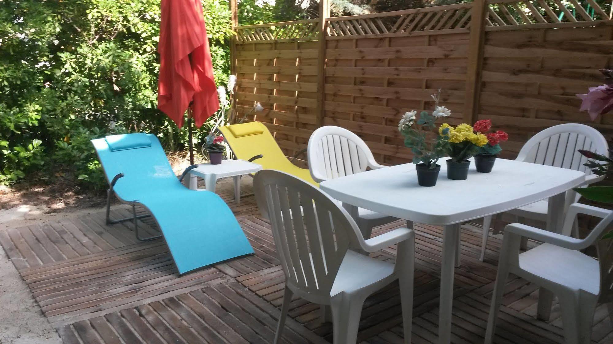 Appartement La Plage En Provence Le Pradet Exteriör bild